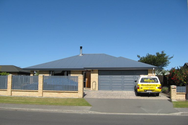 Photo of property in 14 Robert Coup Road, Kaiapoi, 7630