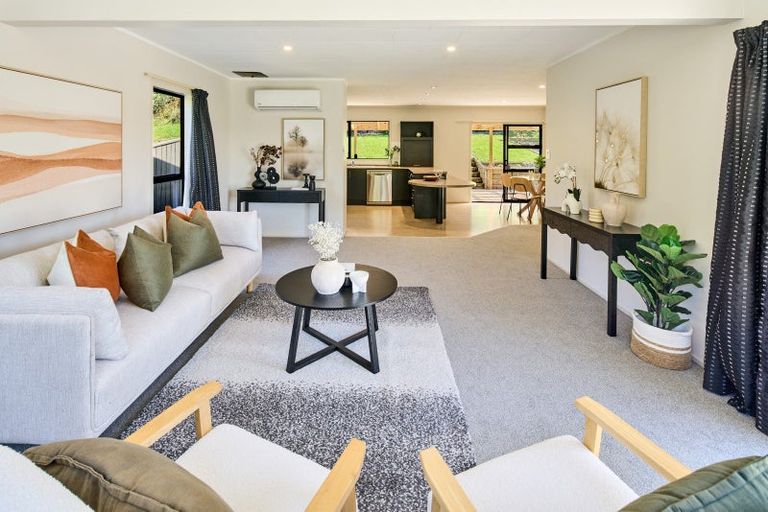 Photo of property in 55 Omapere Street, Whitby, Porirua, 5024