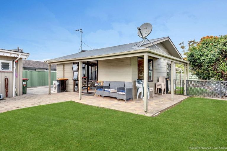 Photo of property in 34 John F Kennedy Drive, Milson, Palmerston North, 4414