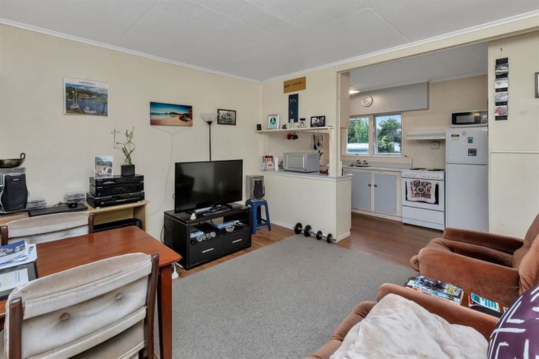 Photo of property in 21 Ford Avenue, Te Kamo, Kamo, 0112