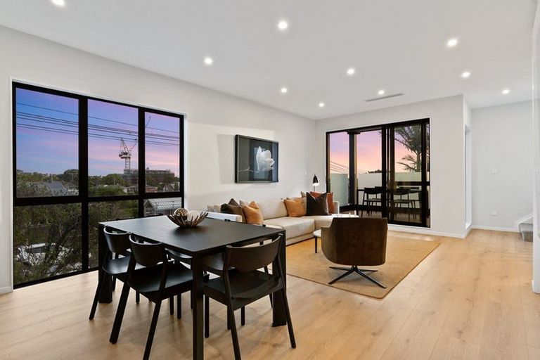 Photo of property in 1/29 Bracken Avenue, Takapuna, Auckland, 0622