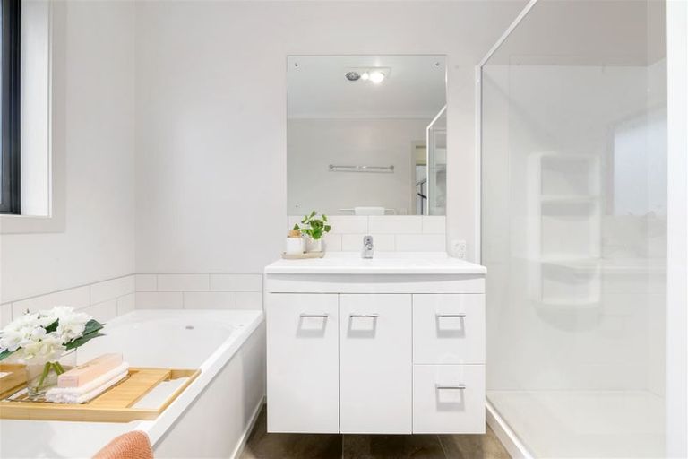 Photo of property in 6 Oderings Place, Huntington, Hamilton, 3210