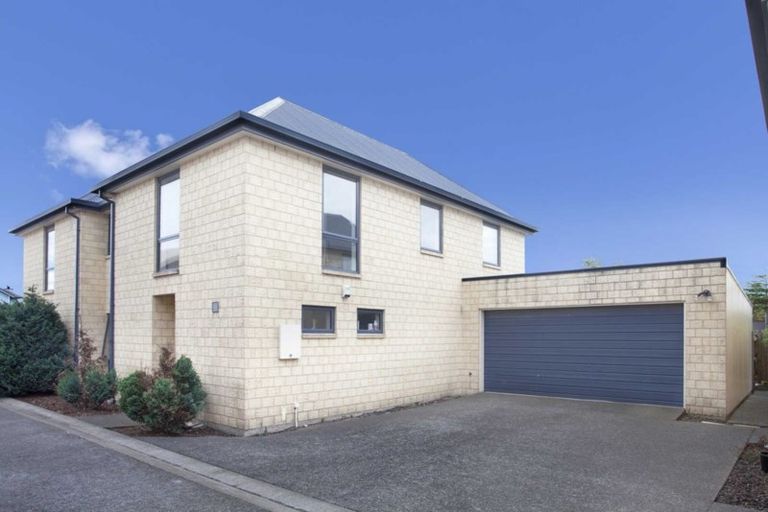 Photo of property in 1022c Colombo Street, St Albans, Christchurch, 8014