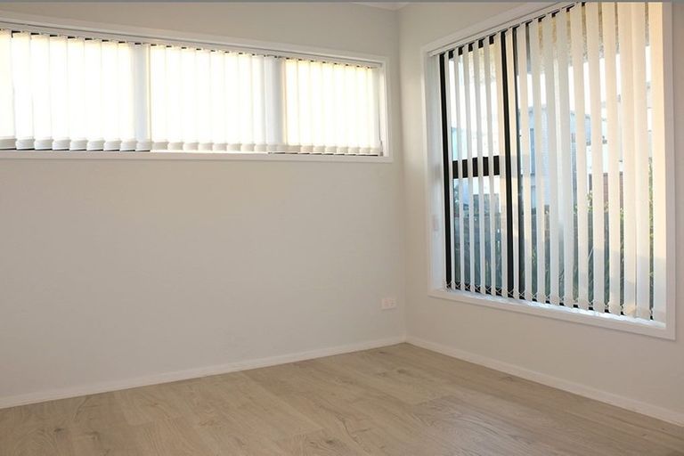 Photo of property in 1 Onekiritea Road, Hobsonville, Auckland, 0616