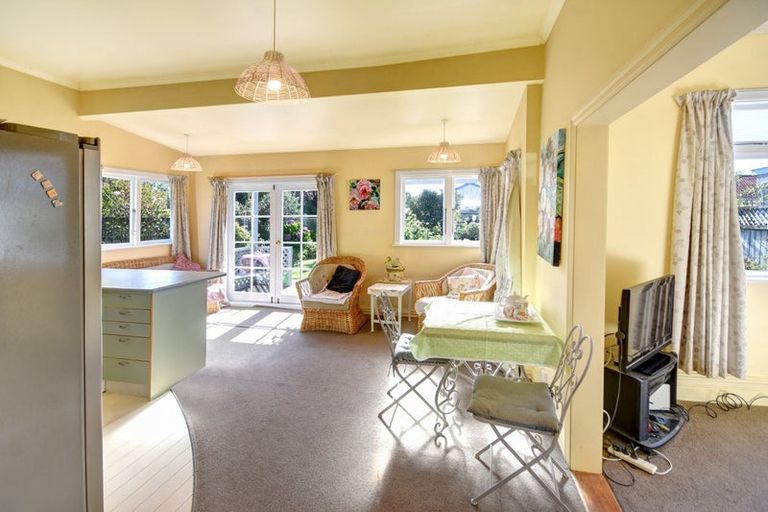 Photo of property in 5 Nile Street, Saint Clair, Dunedin, 9012