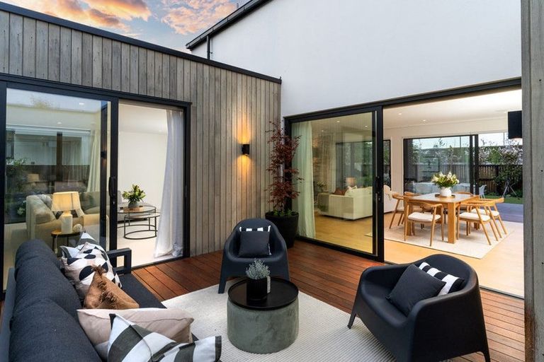 Photo of property in 34d Glandovey Road, Fendalton, Christchurch, 8052