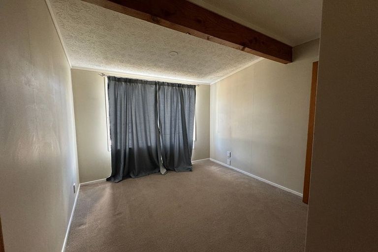 Photo of property in 4 Thistledew Place, Bayview, Auckland, 0629