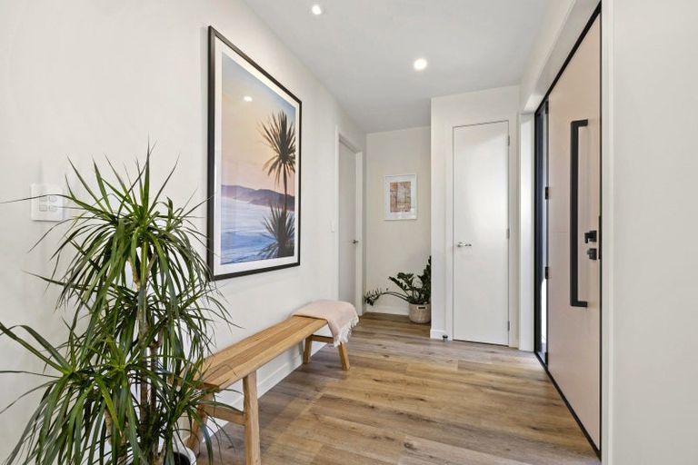 Photo of property in 3 Waipatukahu Lane, Raglan, 3225