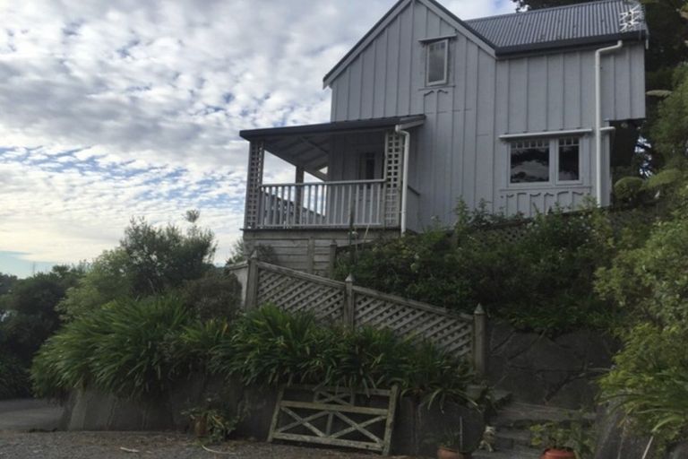 Photo of property in 11a Mcmanaway Grove, Stokes Valley, Lower Hutt, 5019