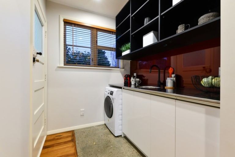 Photo of property in 3 Newall Street, Hamilton East, Hamilton, 3216