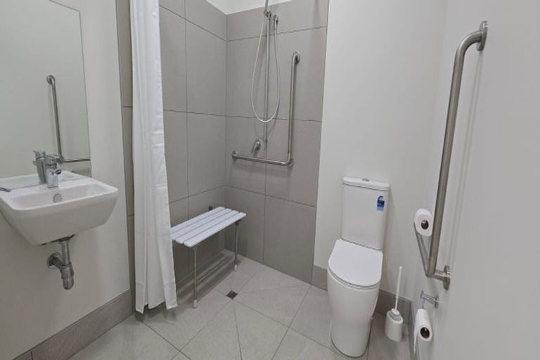 Photo of property in 33 Village Way, Ardmore, Papakura, 2582