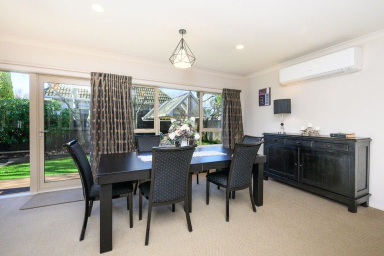 Photo of property in 14 Churchill Avenue, Hokowhitu, Palmerston North, 4410
