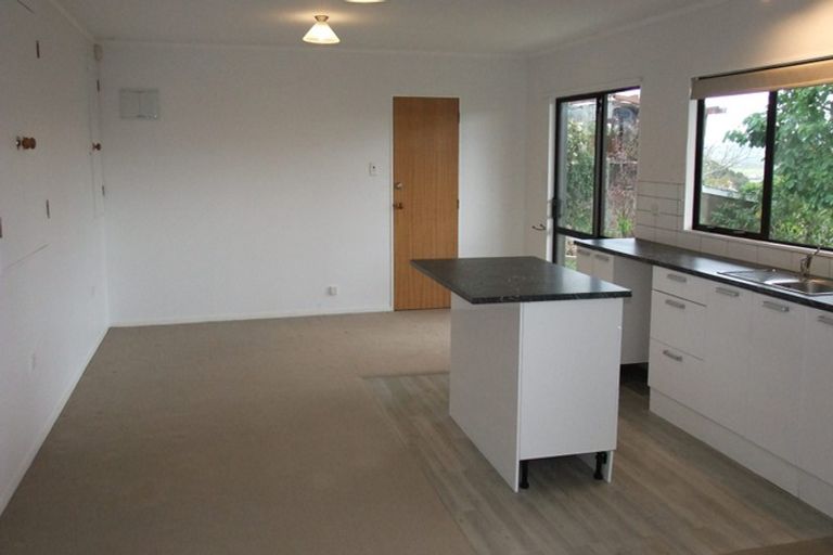 Photo of property in 30 Kokich Crescent, Onerahi, Whangarei, 0110