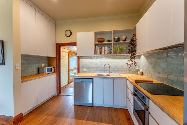 Photo of property in 15 Halstead Road, Pleasant Point, 7903