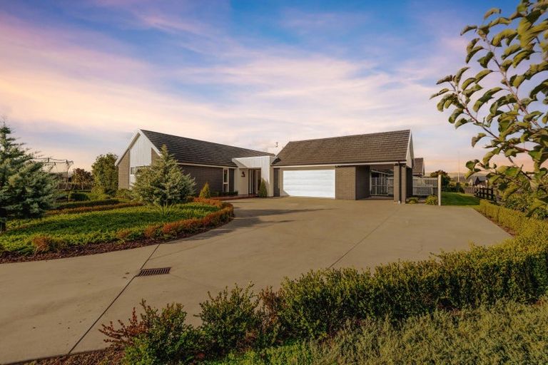 Photo of property in 1 Moemoea Place, Cambridge, 3434