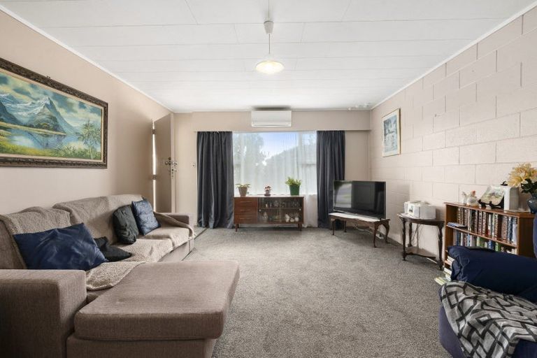 Photo of property in 30 Basley Road, Owhata, Rotorua, 3010