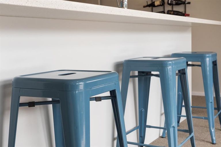 Photo of property in 10 Mcilwaine Place, Marton, 4710