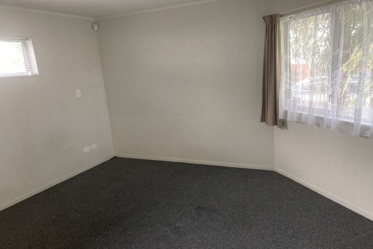 Photo of property in 12 Blenheim Street, Taradale, Napier, 4112