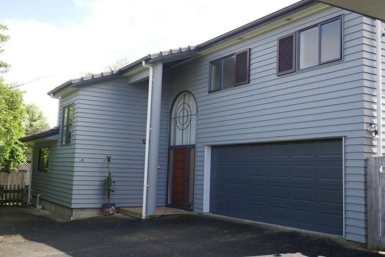 Photo of property in 13a Murvale Drive, Bucklands Beach, Auckland, 2014