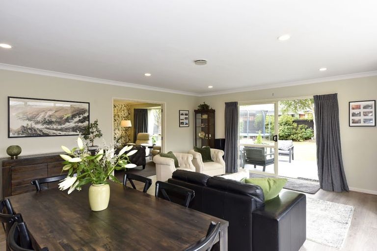 Photo of property in 14 Parkside Crescent, Northwood, Christchurch, 8051