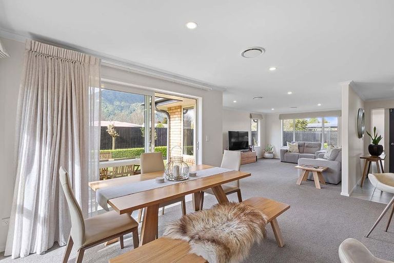 Photo of property in 12 Sunrise Place, Te Aroha, 3320