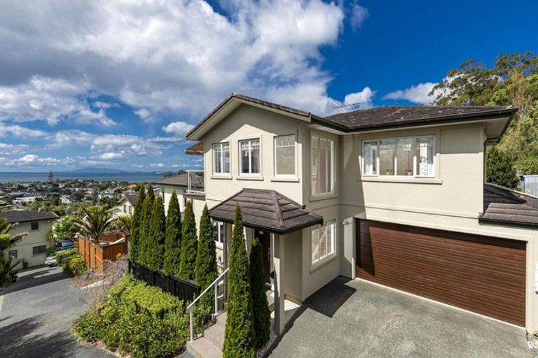 Photo of property in 235b East Coast Road, Mairangi Bay, Auckland, 0630