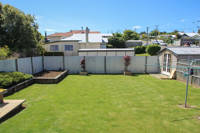 Photo of property in 42a Till Street, South Hill, Oamaru, 9400