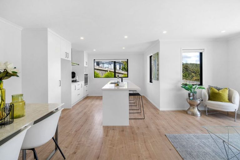 Photo of property in 46 Pacific Heights Road, Orewa, 0931