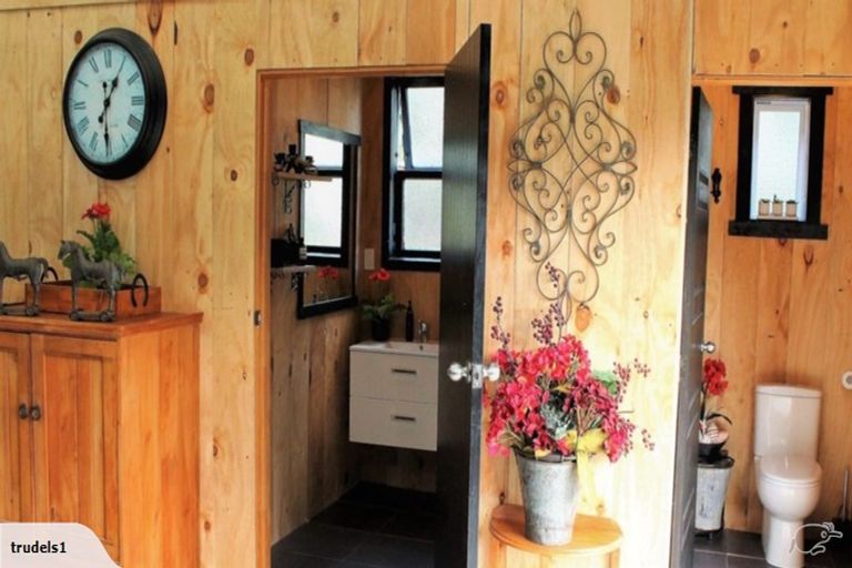 Photo of property in 34 Pendergrast Road, Mangatawhiri, 2471