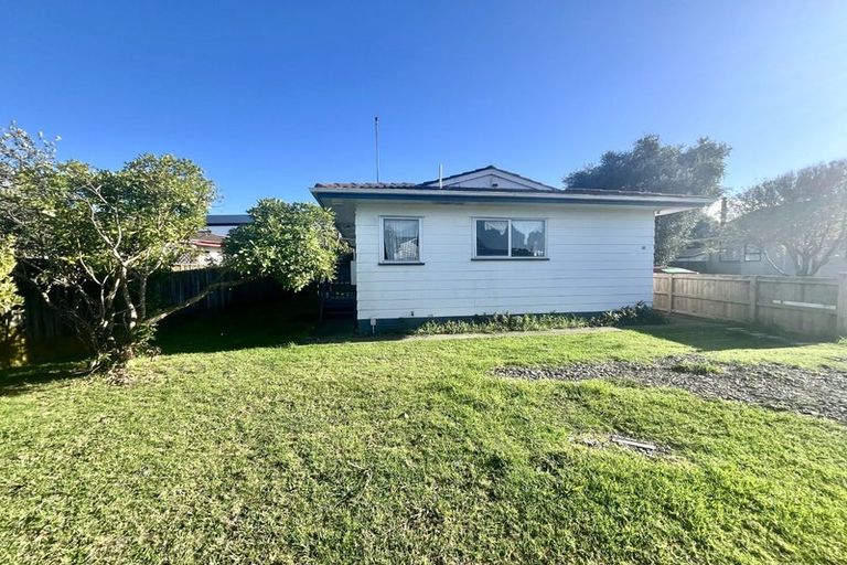 Photo of property in 57 Burundi Avenue, Clendon Park, Auckland, 2103