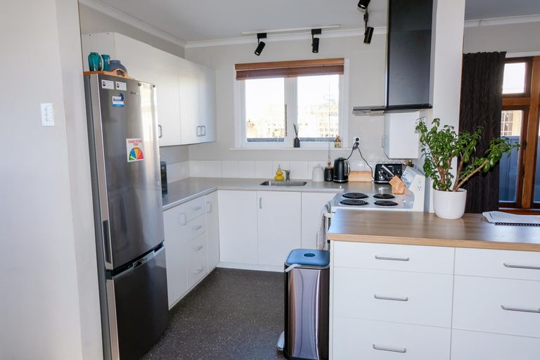 Photo of property in 11 Stuart Street, Holmes Hill, Oamaru, 9401