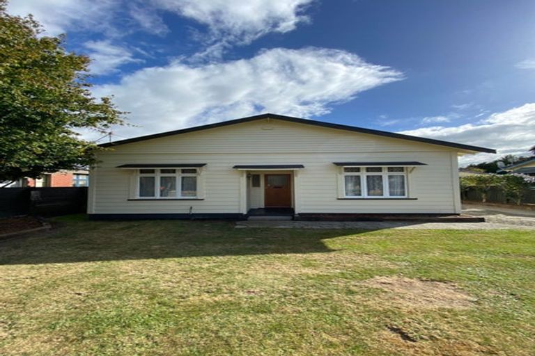 Photo of property in 44 Lyndhurst Street, Takaro, Palmerston North, 4412