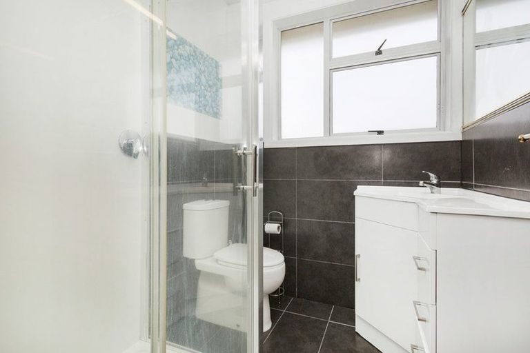 Photo of property in 90 Jamaica Drive, Grenada North, Wellington, 5028