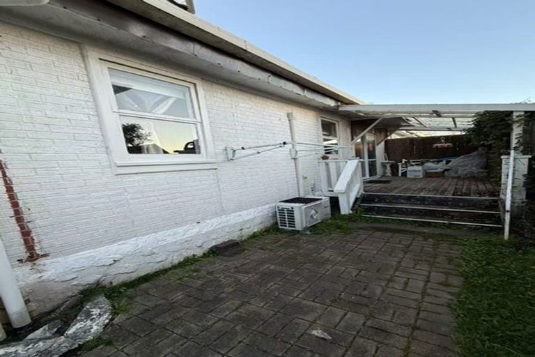 Photo of property in 2/4 Sydney Street, Hauraki, Auckland, 0622