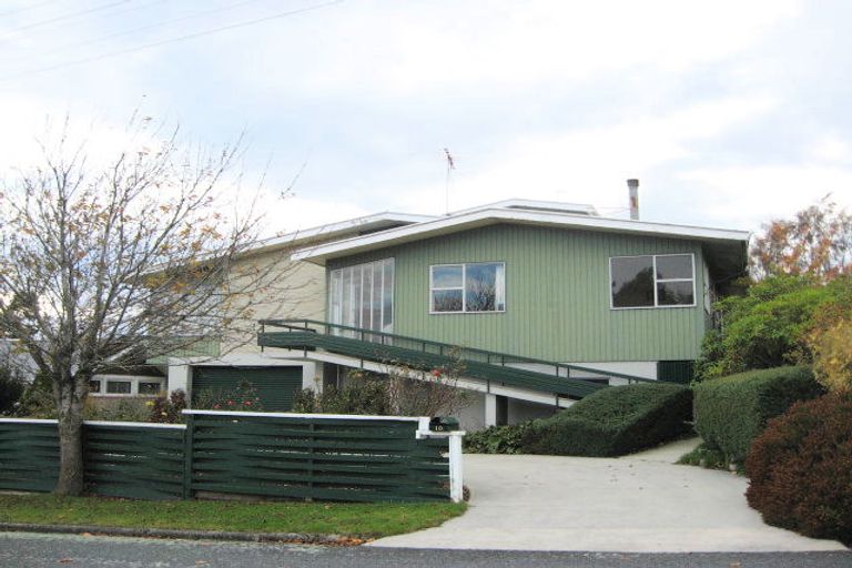 Photo of property in 10 Cherry Lane, Balclutha, 9272
