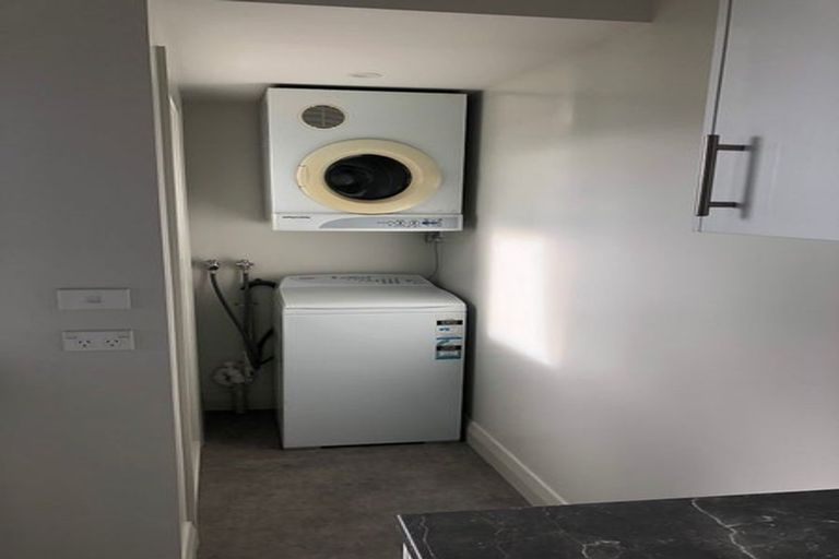Photo of property in 21 Disley Street, Highbury, Wellington, 6012