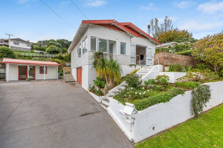 Photo of property in 13 Bracken Street, New Plymouth, 4310