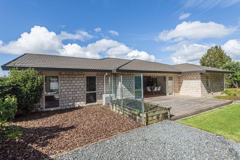 Photo of property in 10 Sequoia Place, Te Kamo, Whangarei, 0112