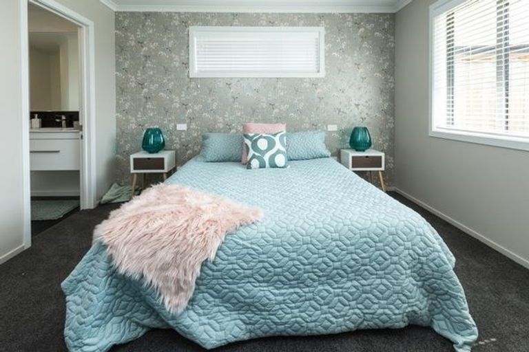 Photo of property in 102 Ledbury Drive, Rolleston, 7615