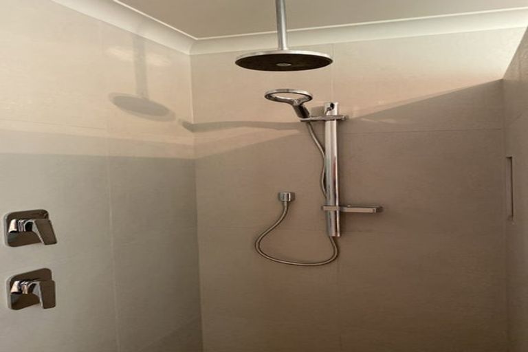 Photo of property in 12b Kaiwaka Road, Waiuku, 2123