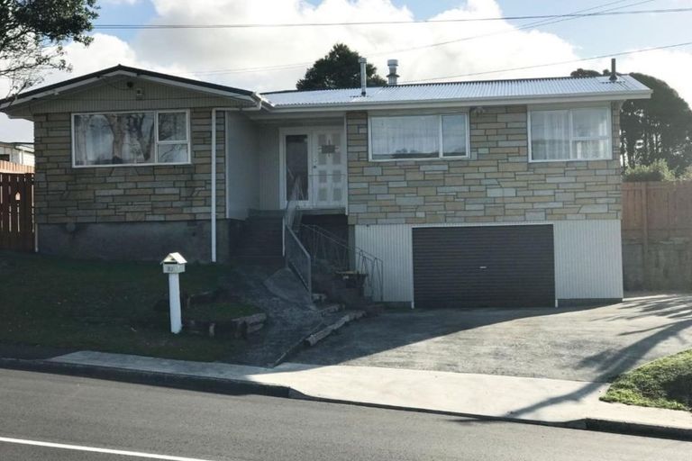 Photo of property in 83 Mark Avenue, Paparangi, Wellington, 6037