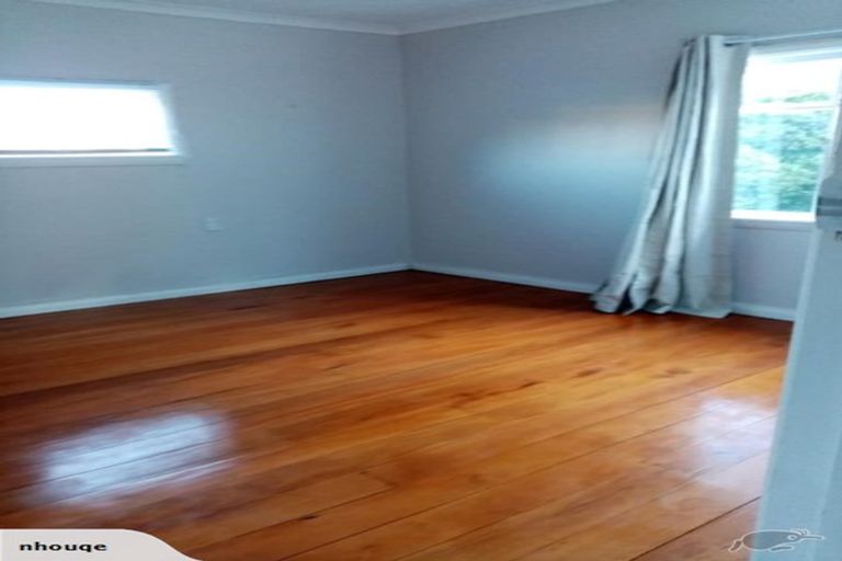 Photo of property in 52 Chamberlain Road, Karori, Wellington, 6012