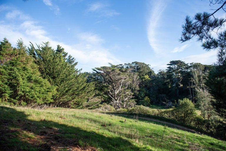 Photo of property in 450 Ohariu Valley Road, Ohariu, Wellington, 6037