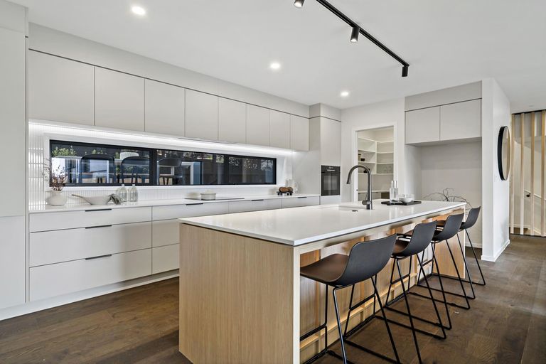Photo of property in 4 Stockade View Lane, Howick, 2014