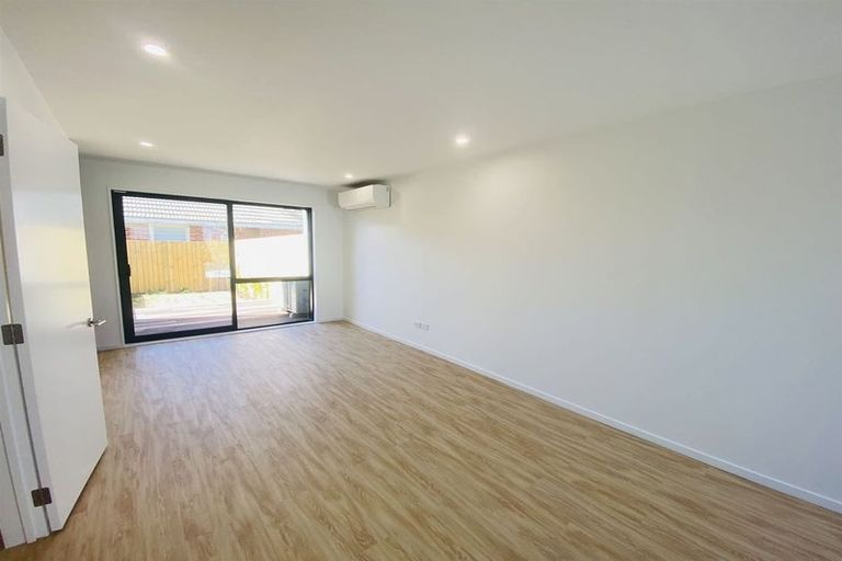 Photo of property in 4/304 Waterloo Road, Hornby, Christchurch, 8042