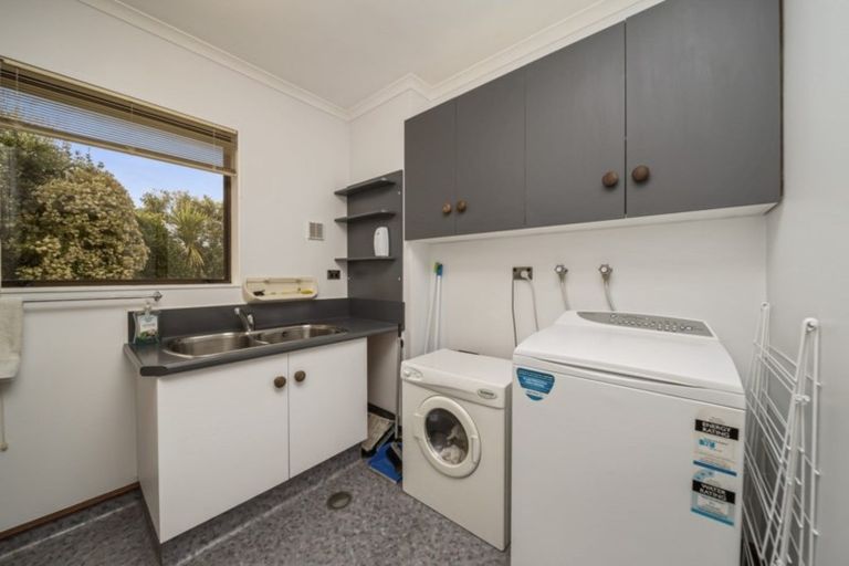 Photo of property in 73 Cressida Avenue, Stratford, 4332