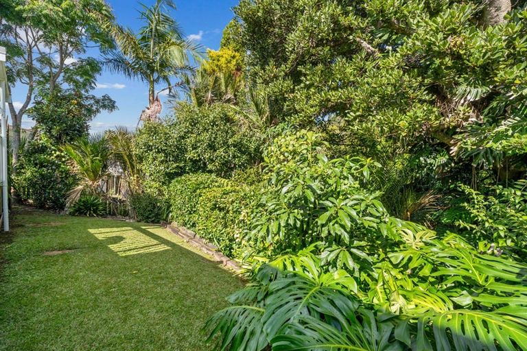 Photo of property in 1 Ranfurly Place, Te Kamo, Whangarei, 0112