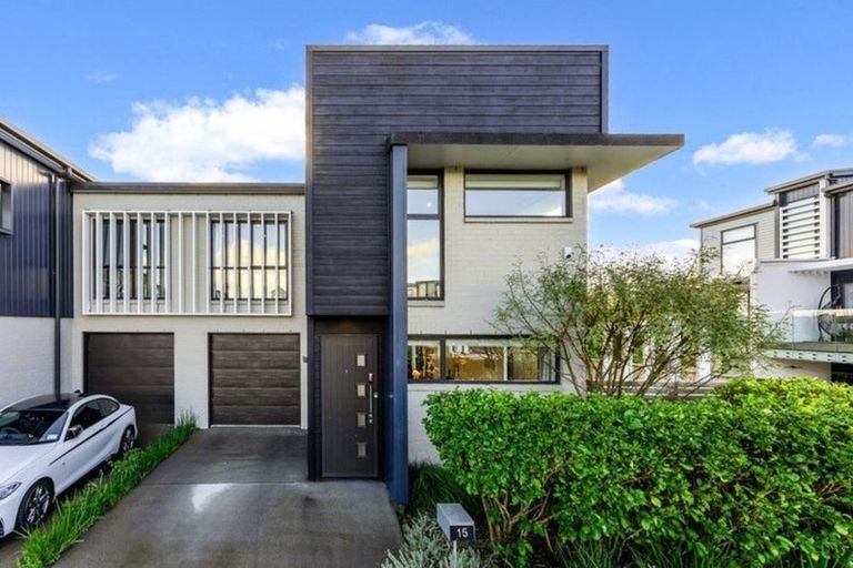 Photo of property in 15 Carder Court, Hobsonville, Auckland, 0618
