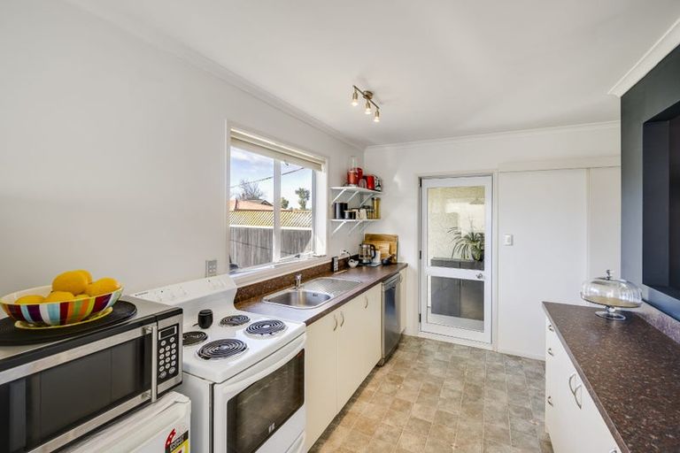 Photo of property in 2 Storkey Street, Marewa, Napier, 4110
