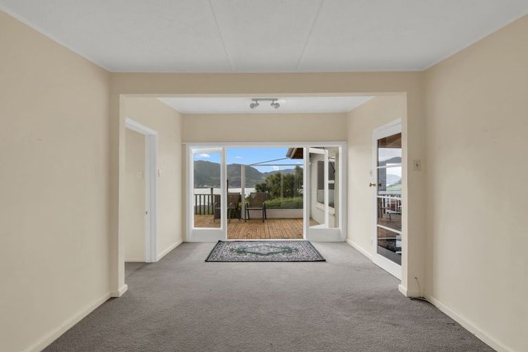 Photo of property in 41 Ranui Crescent, Diamond Harbour, Lyttelton, 8971